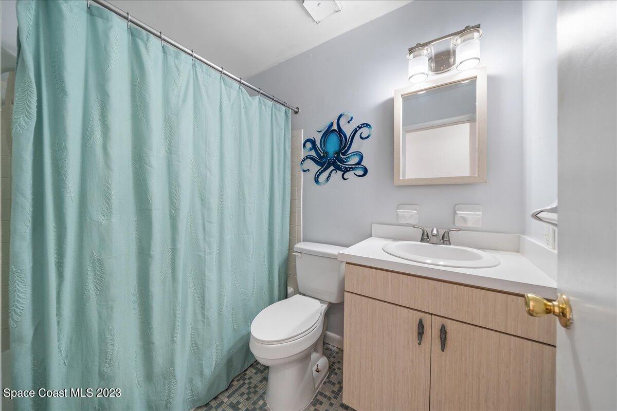 419 Ocean Avenue, 206