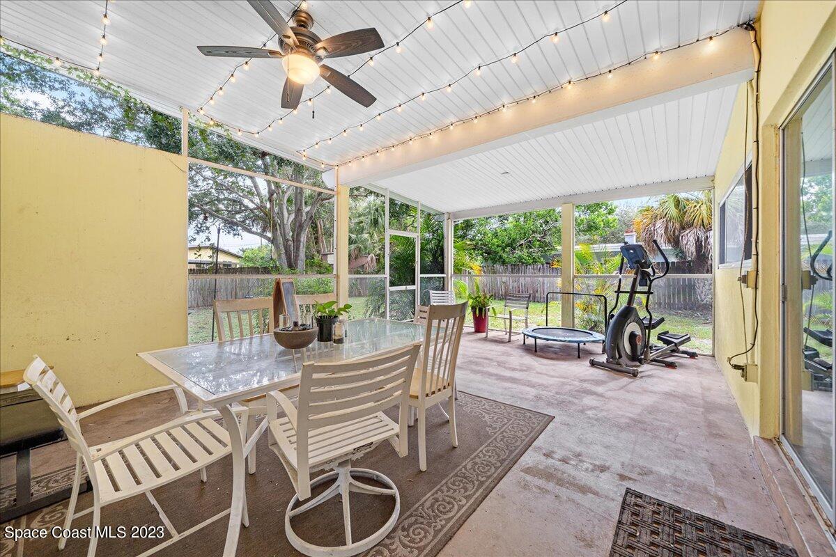 1257 Wild Rose Drive NE