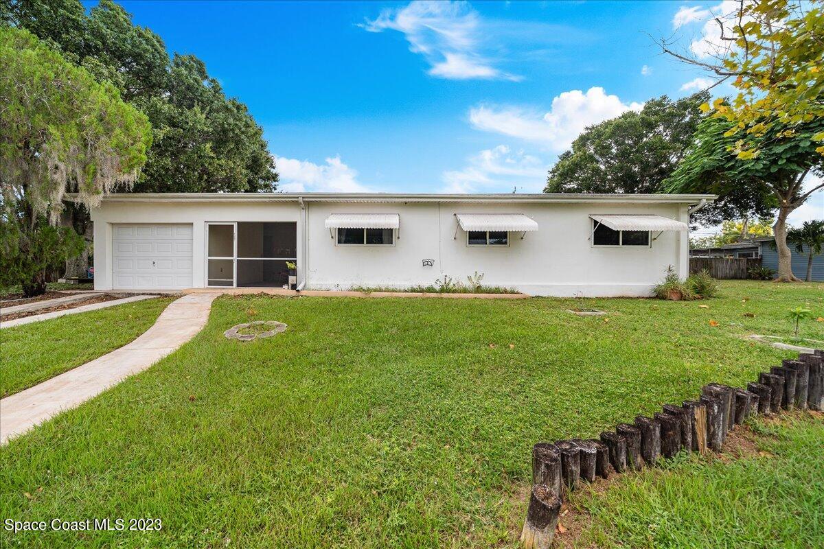 1257 Wild Rose Drive NE