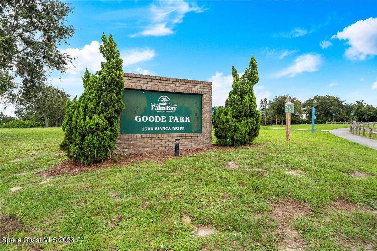 1257 Wild Rose Drive NE