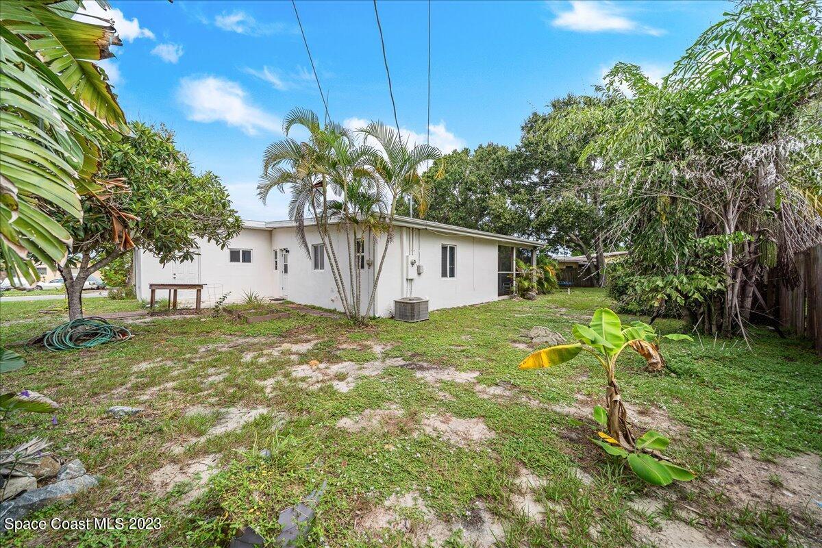1257 Wild Rose Drive NE