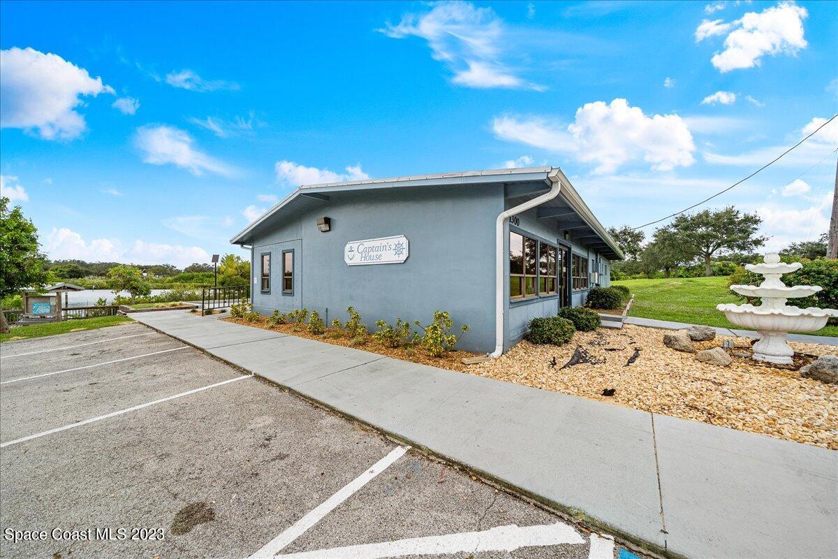 1257 Wild Rose Drive NE