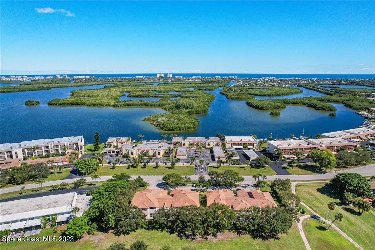 1720 Minutemen Causeway, 6