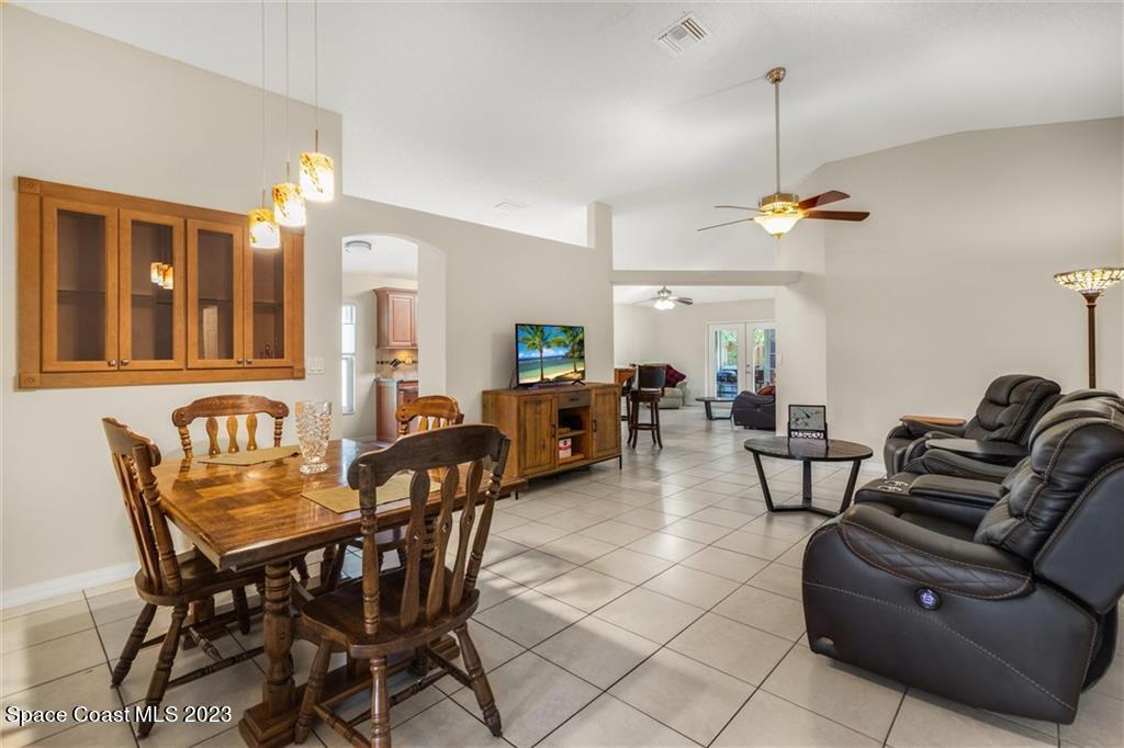 483 Melanie Circle