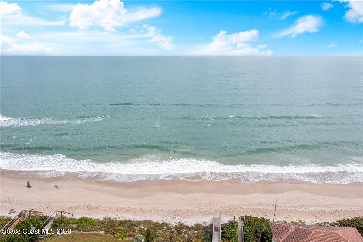 5572 Cord Grass Lane