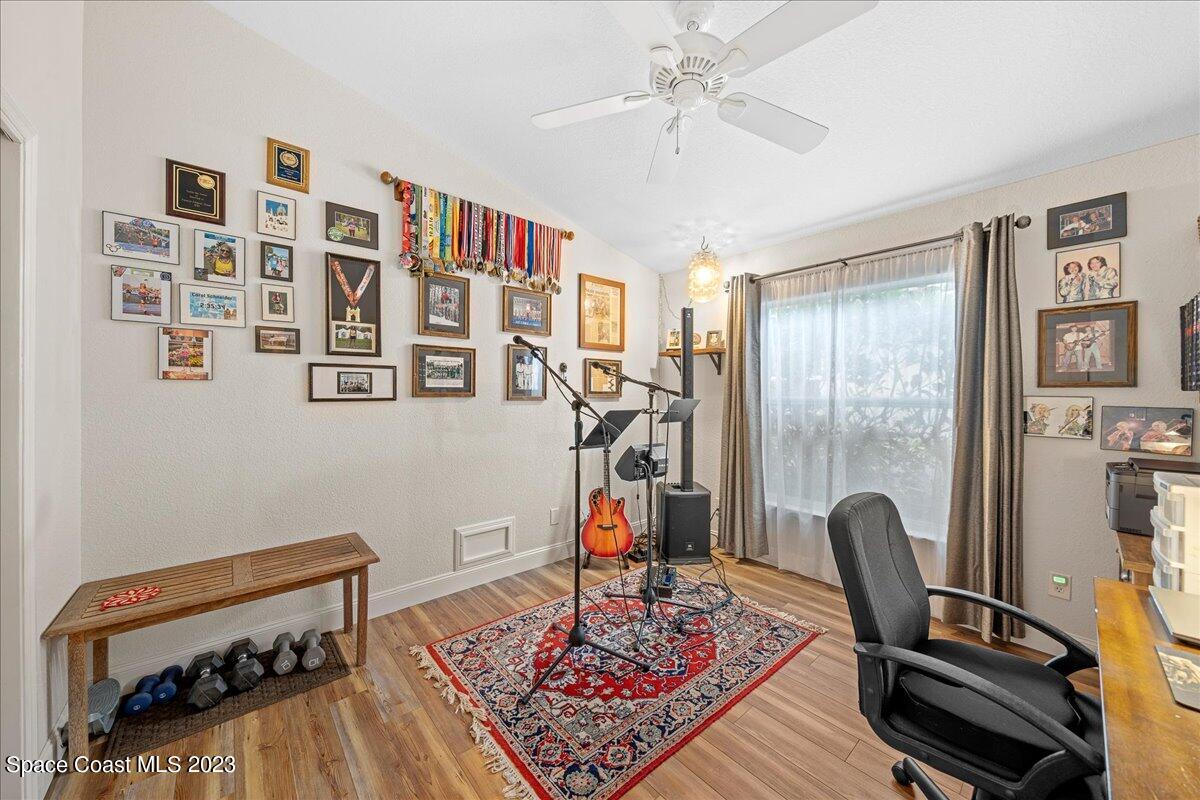 5572 Cord Grass Lane