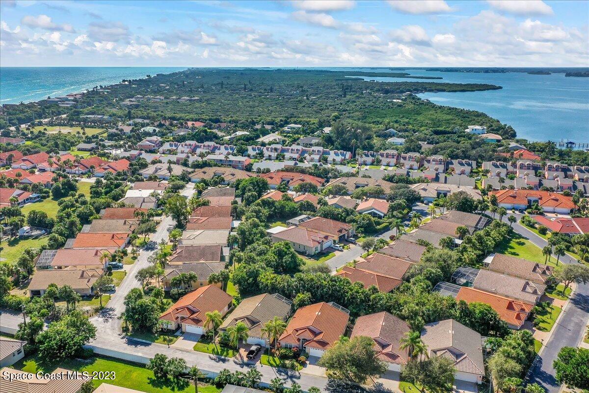 5572 Cord Grass Lane