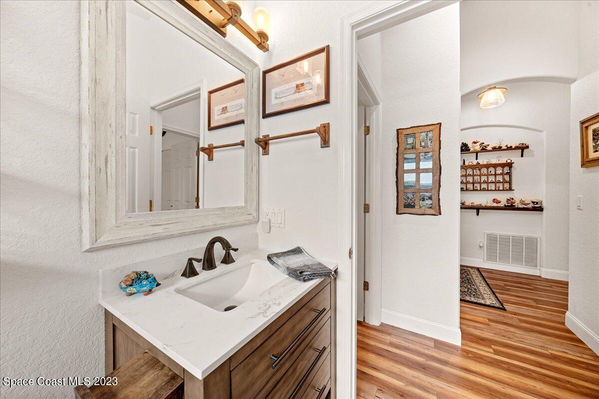 5572 Cord Grass Lane