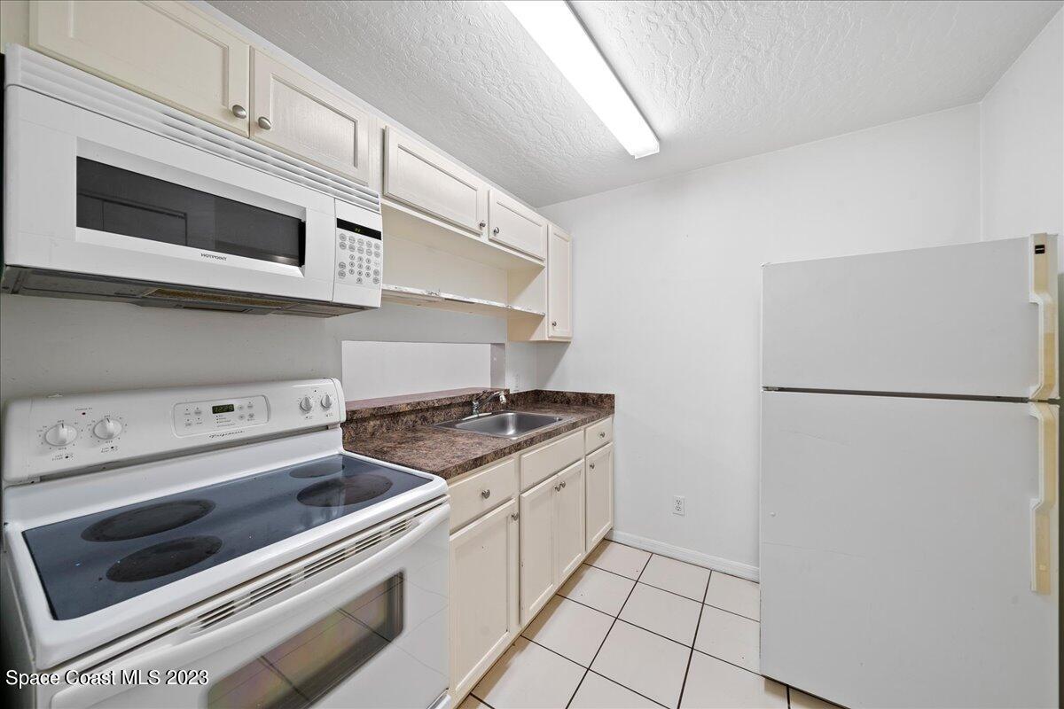 419 Ocean Avenue, 502