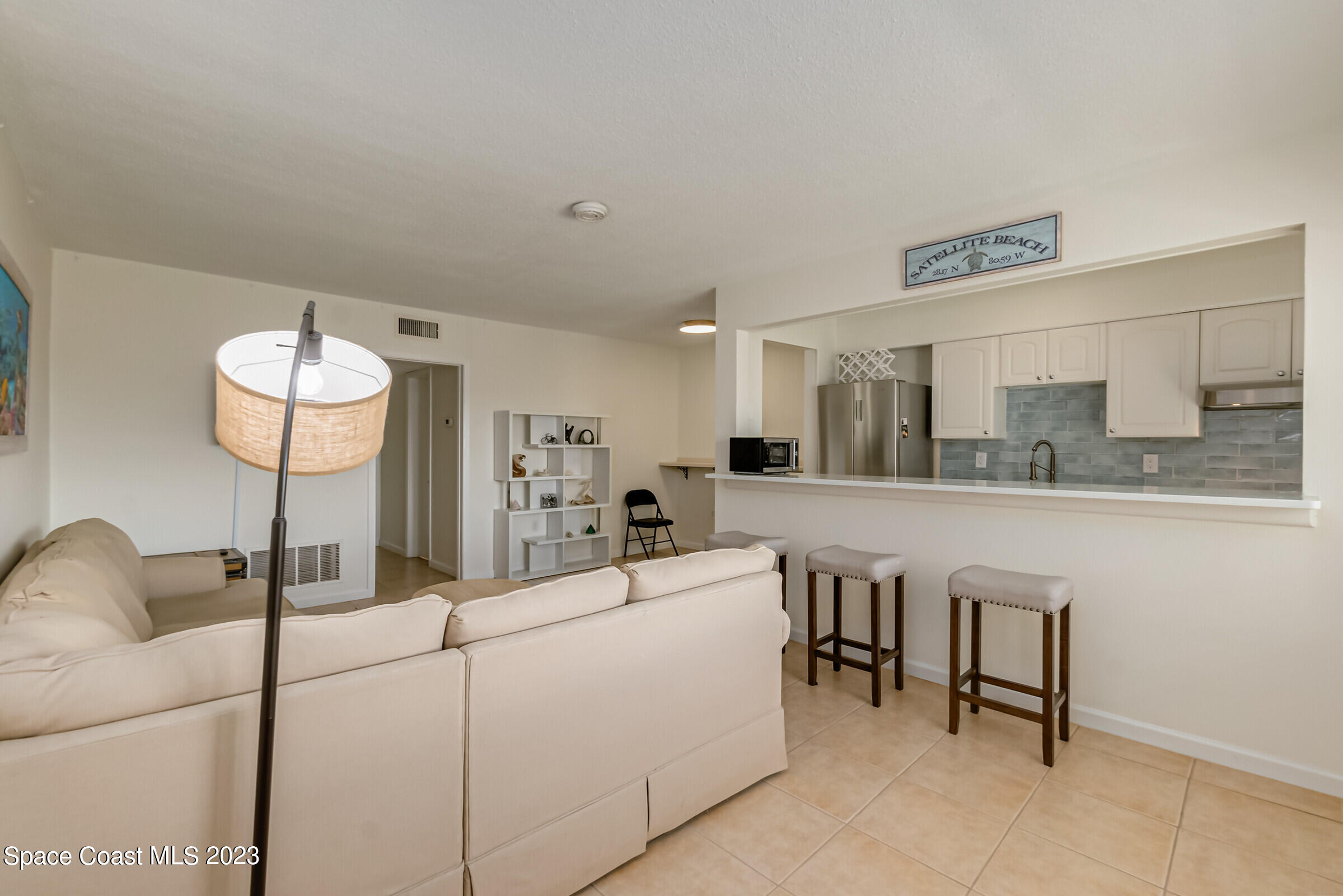 1273 Highway A1a, 206