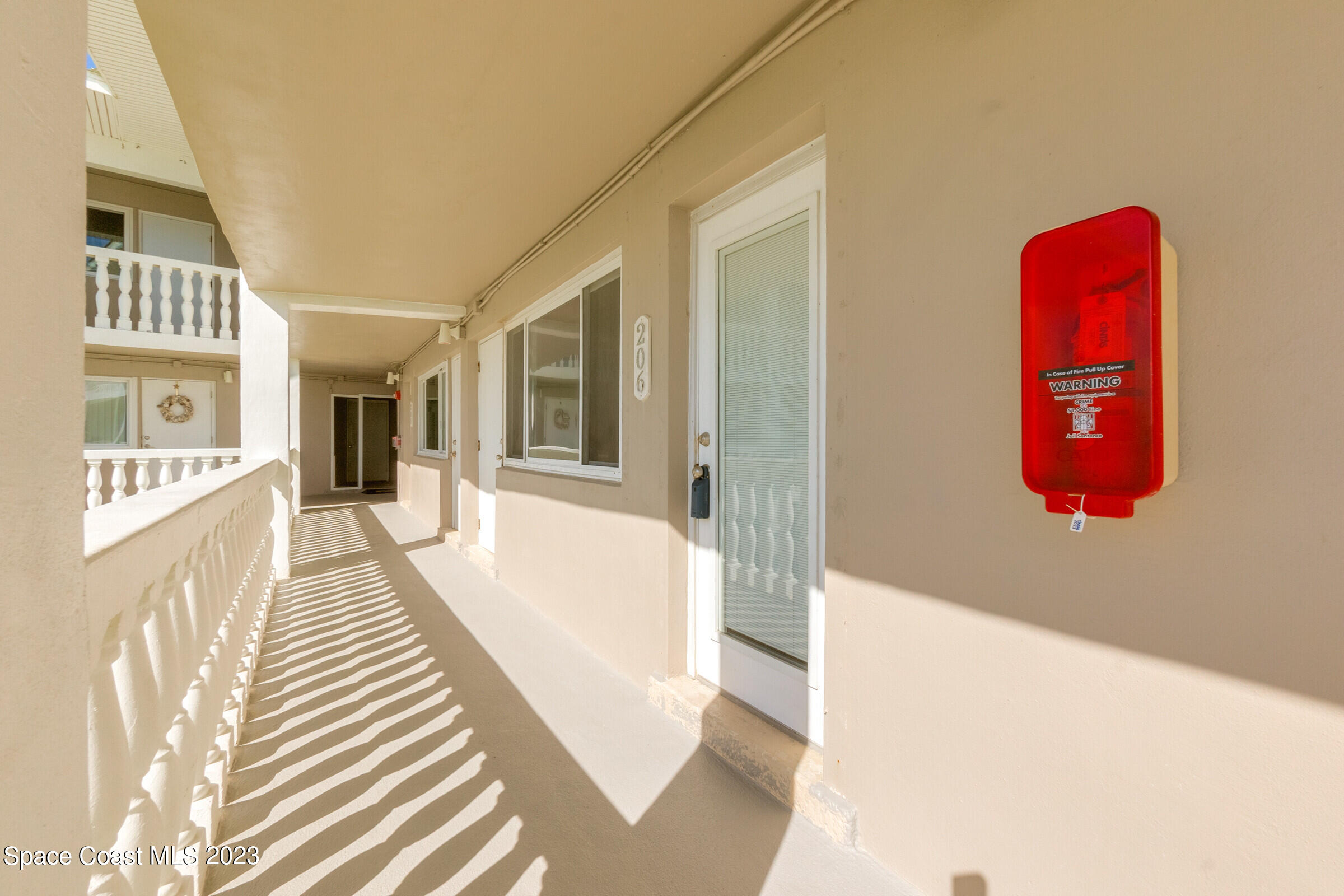 1273 Highway A1a, 206