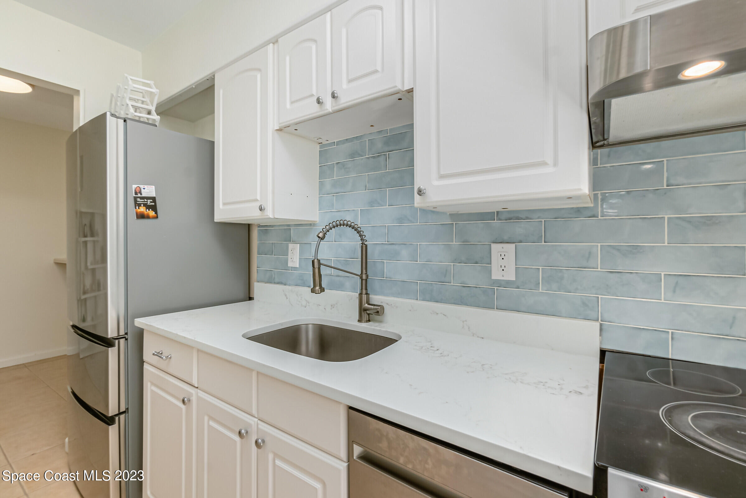 1273 Highway A1a, 206