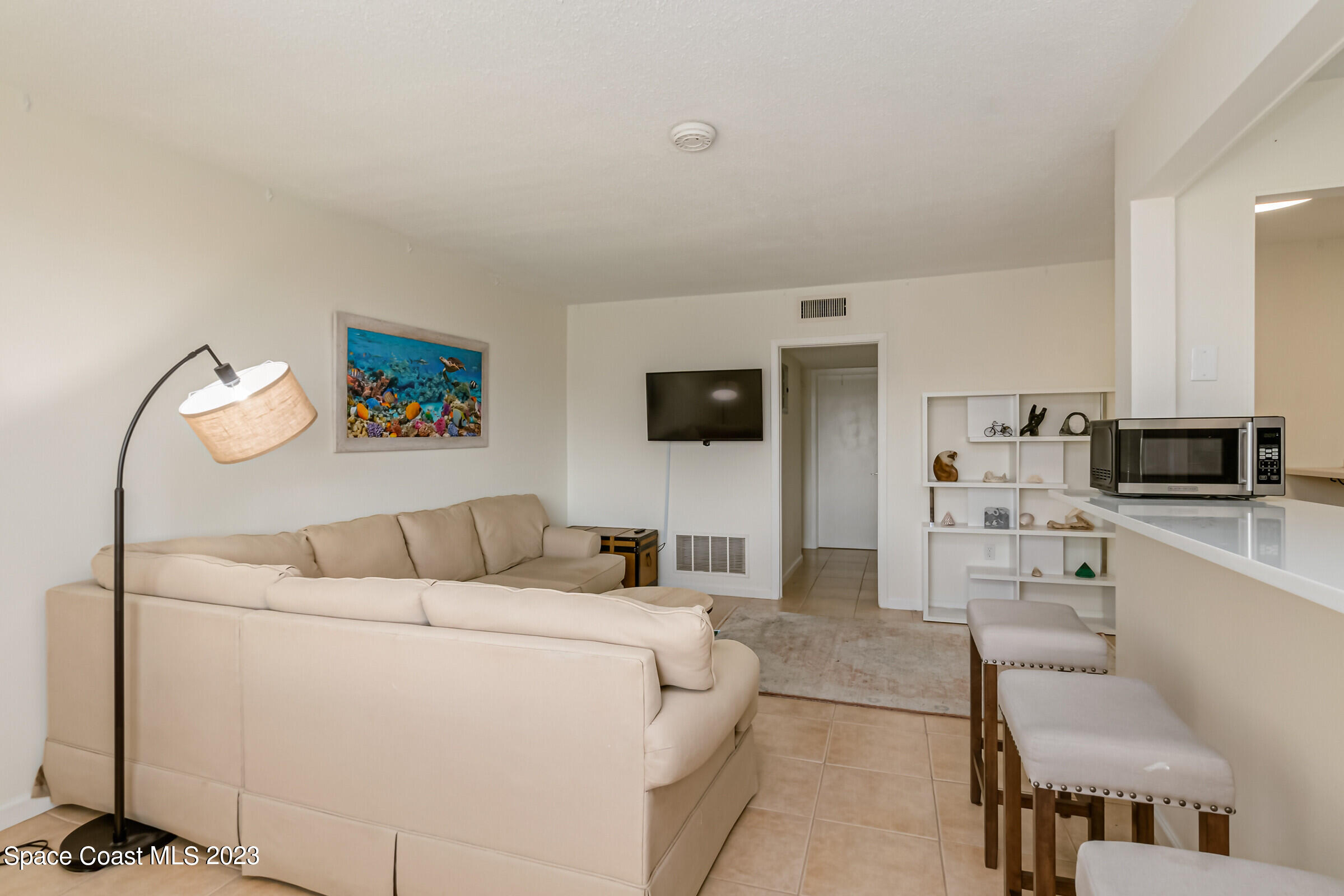 1273 Highway A1a, 206