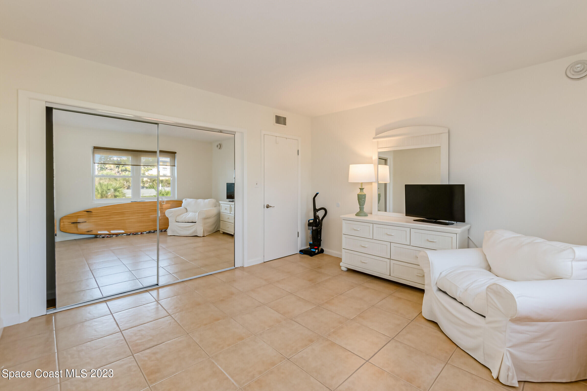 1273 Highway A1a, 206