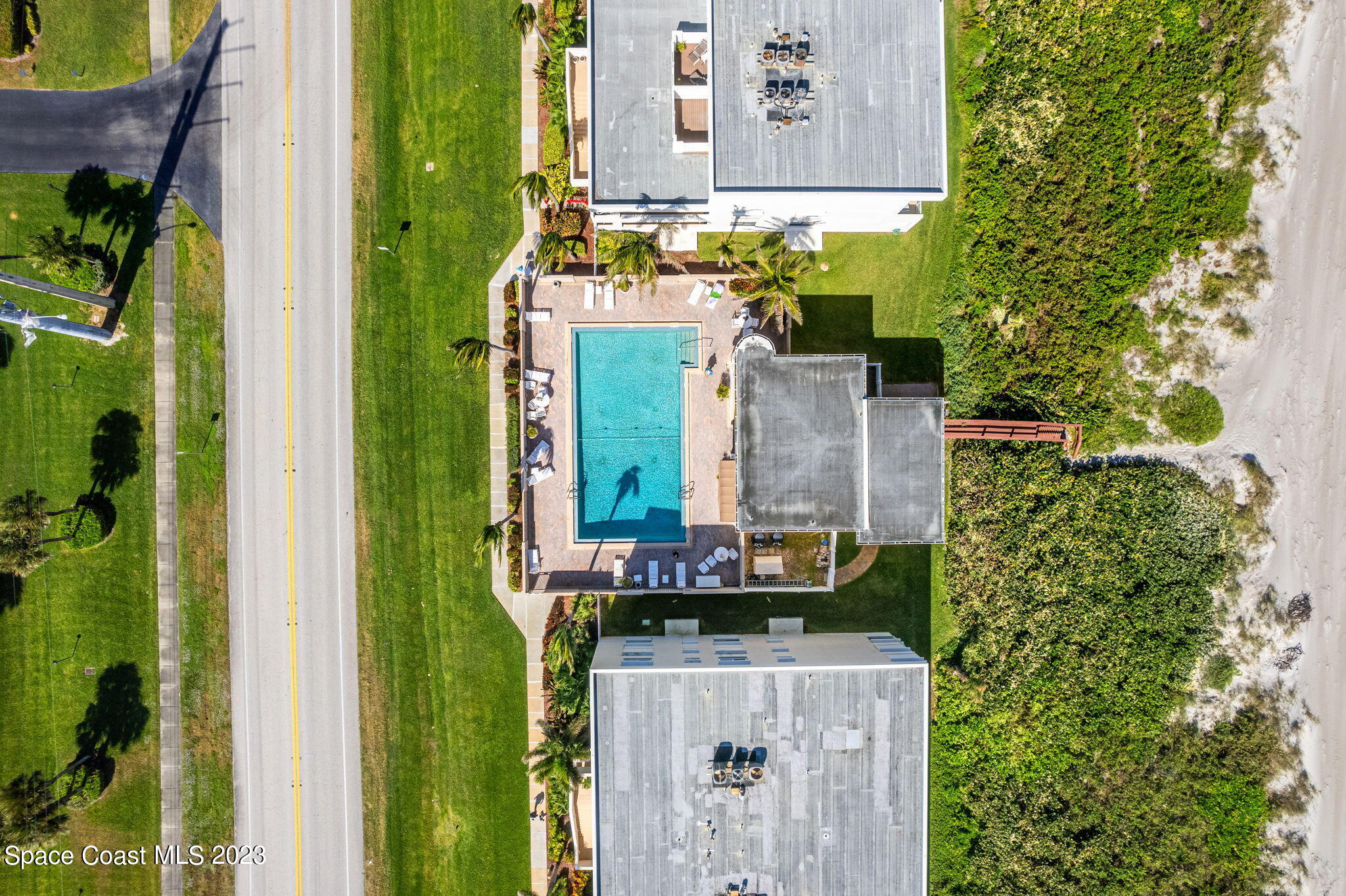 2203 Atlantic Street, 723