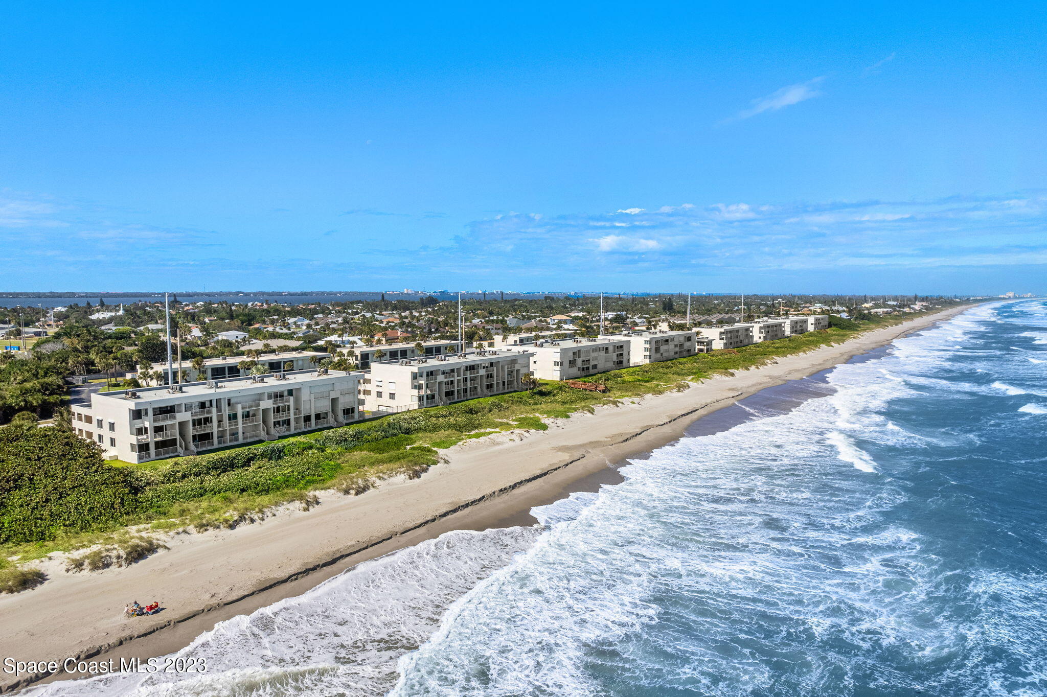 2203 Atlantic Street, 723