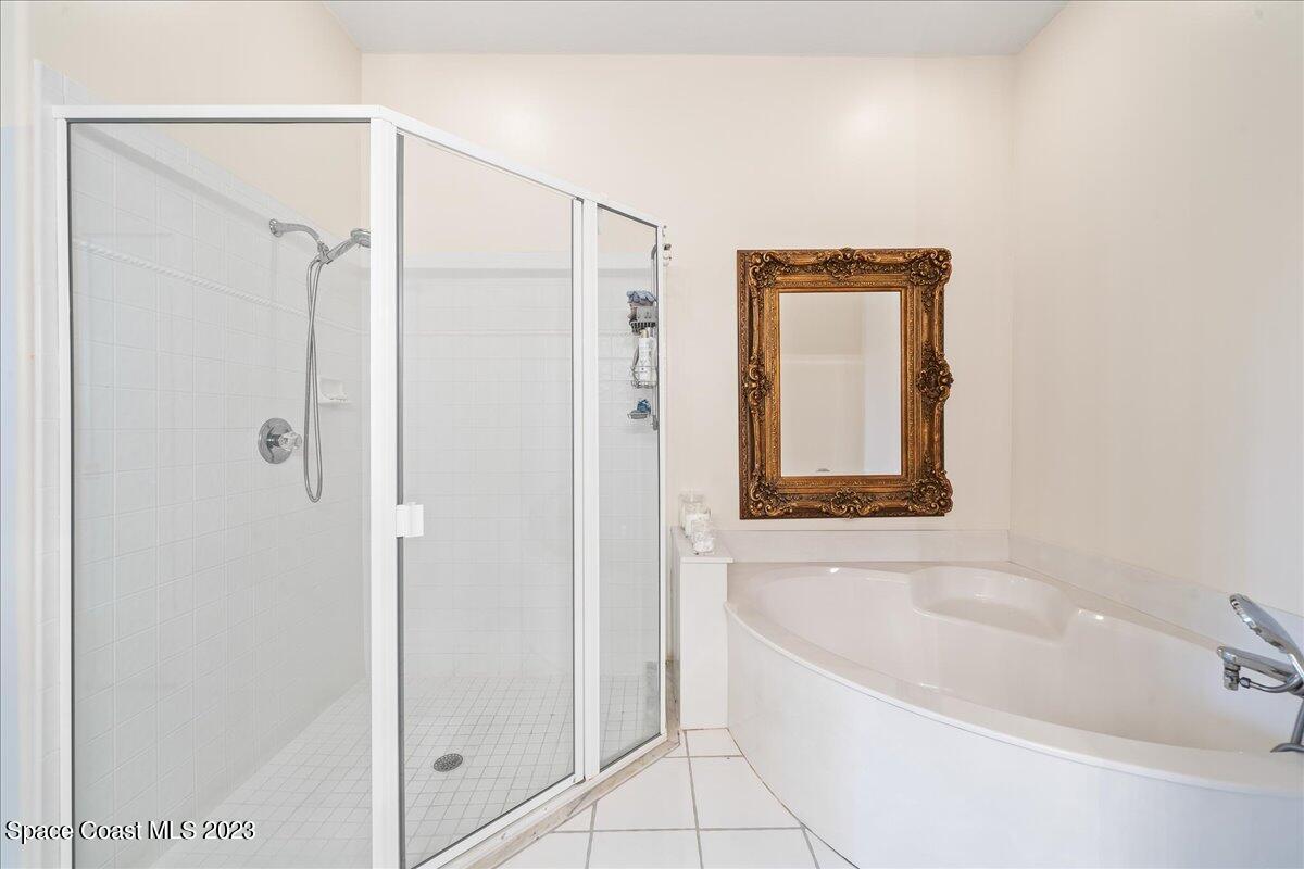 929 Aquarina Boulevard