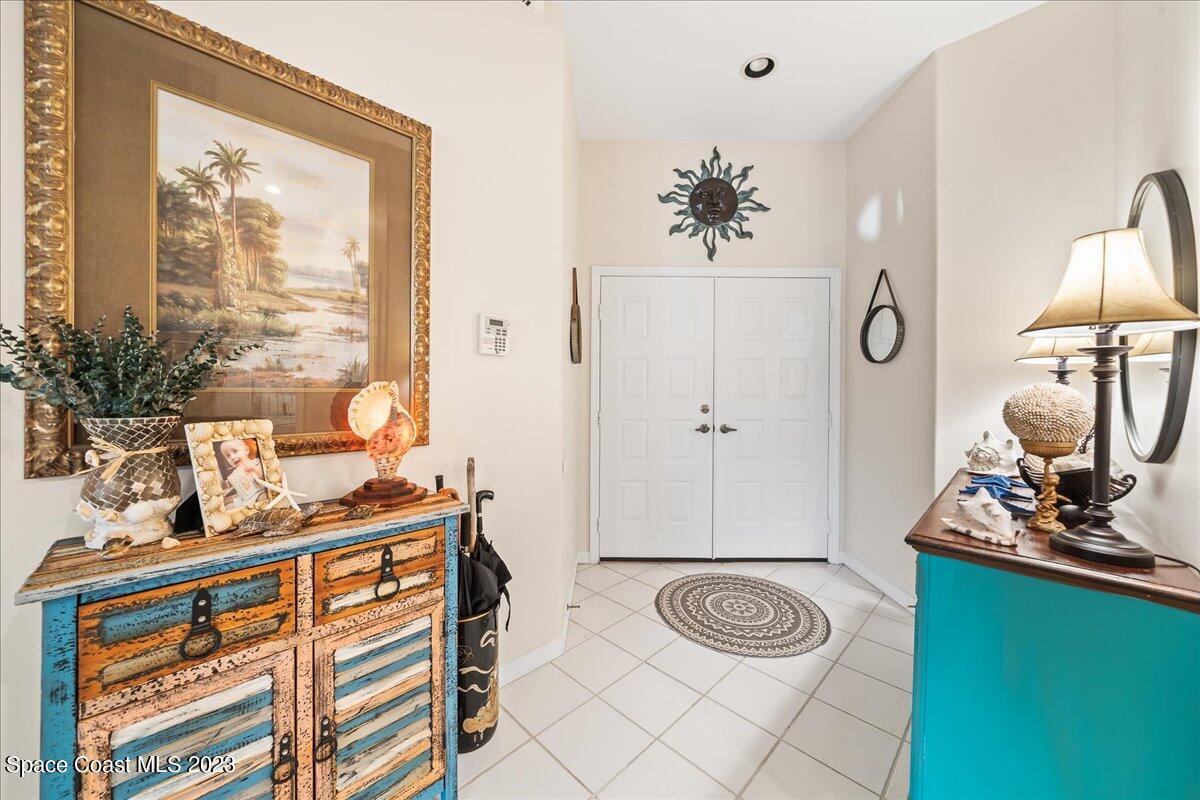 929 Aquarina Boulevard