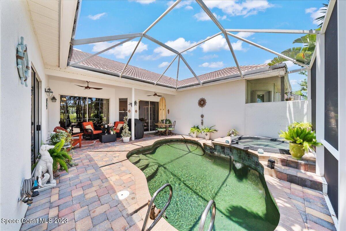 929 Aquarina Boulevard