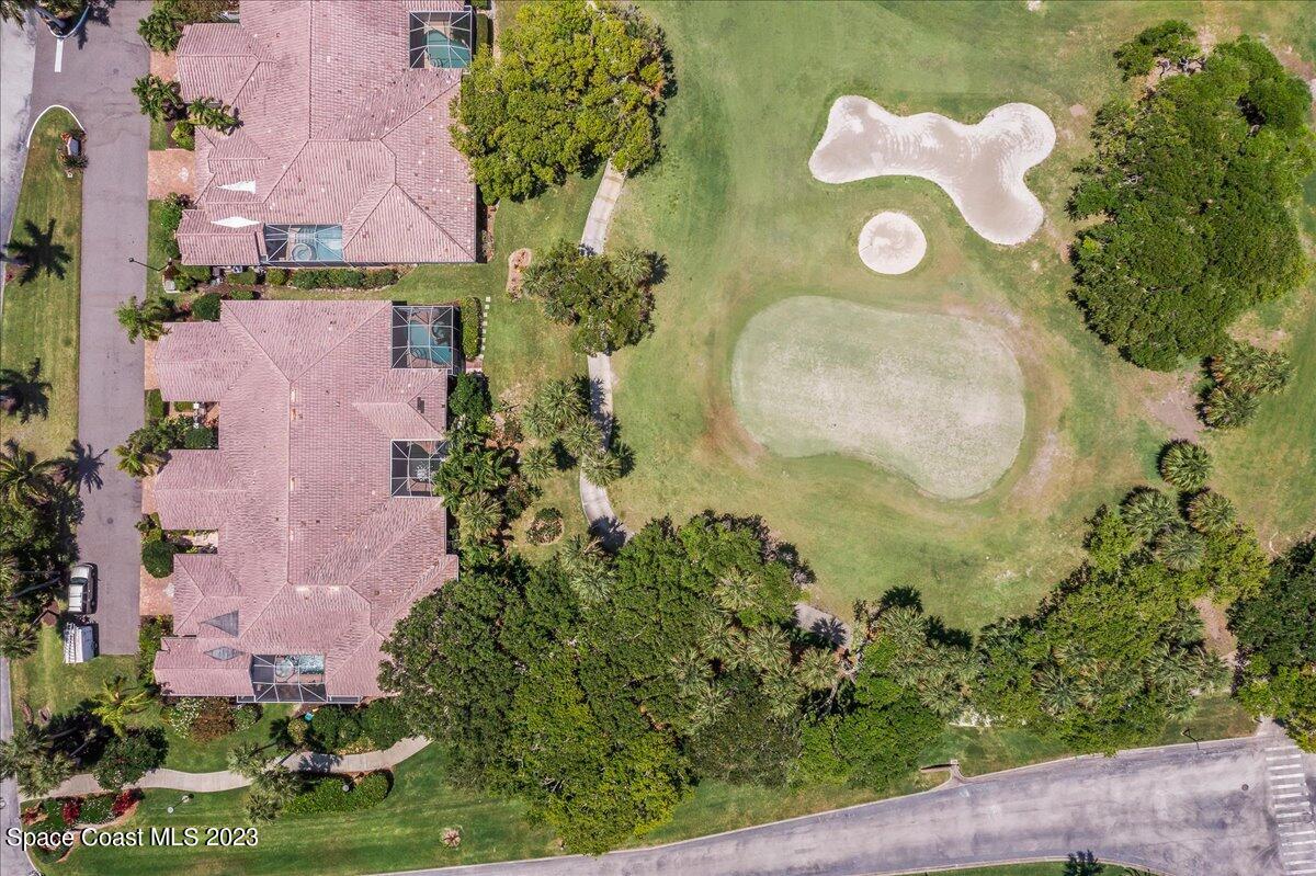 929 Aquarina Boulevard