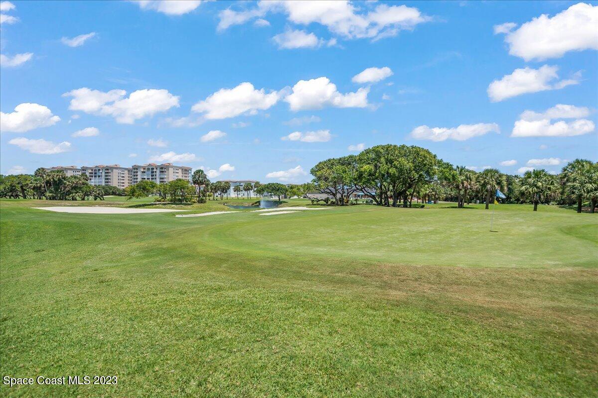 929 Aquarina Boulevard