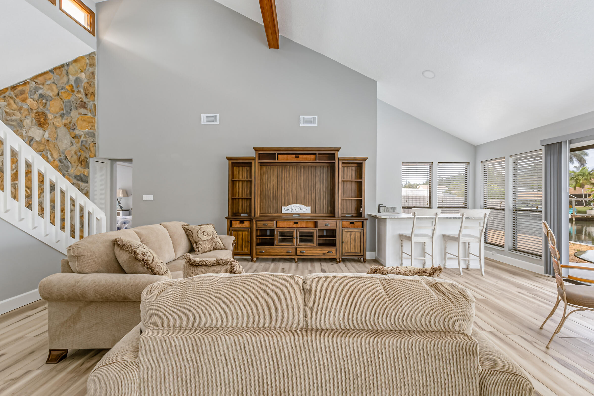 292 Arrowhead Lane