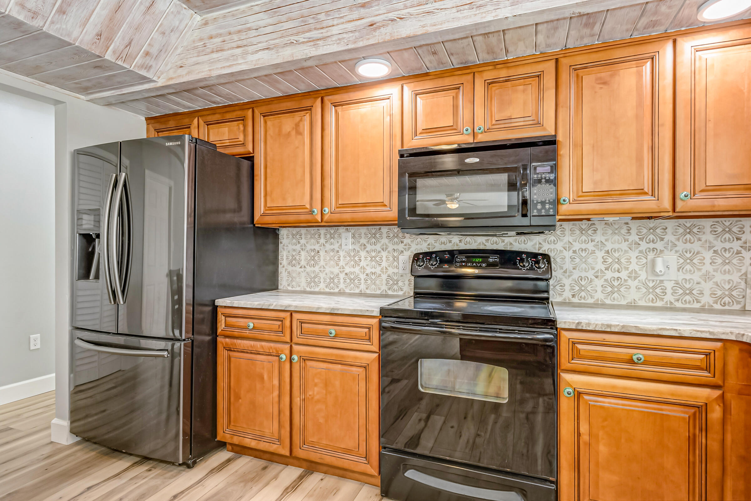 292 Arrowhead Lane