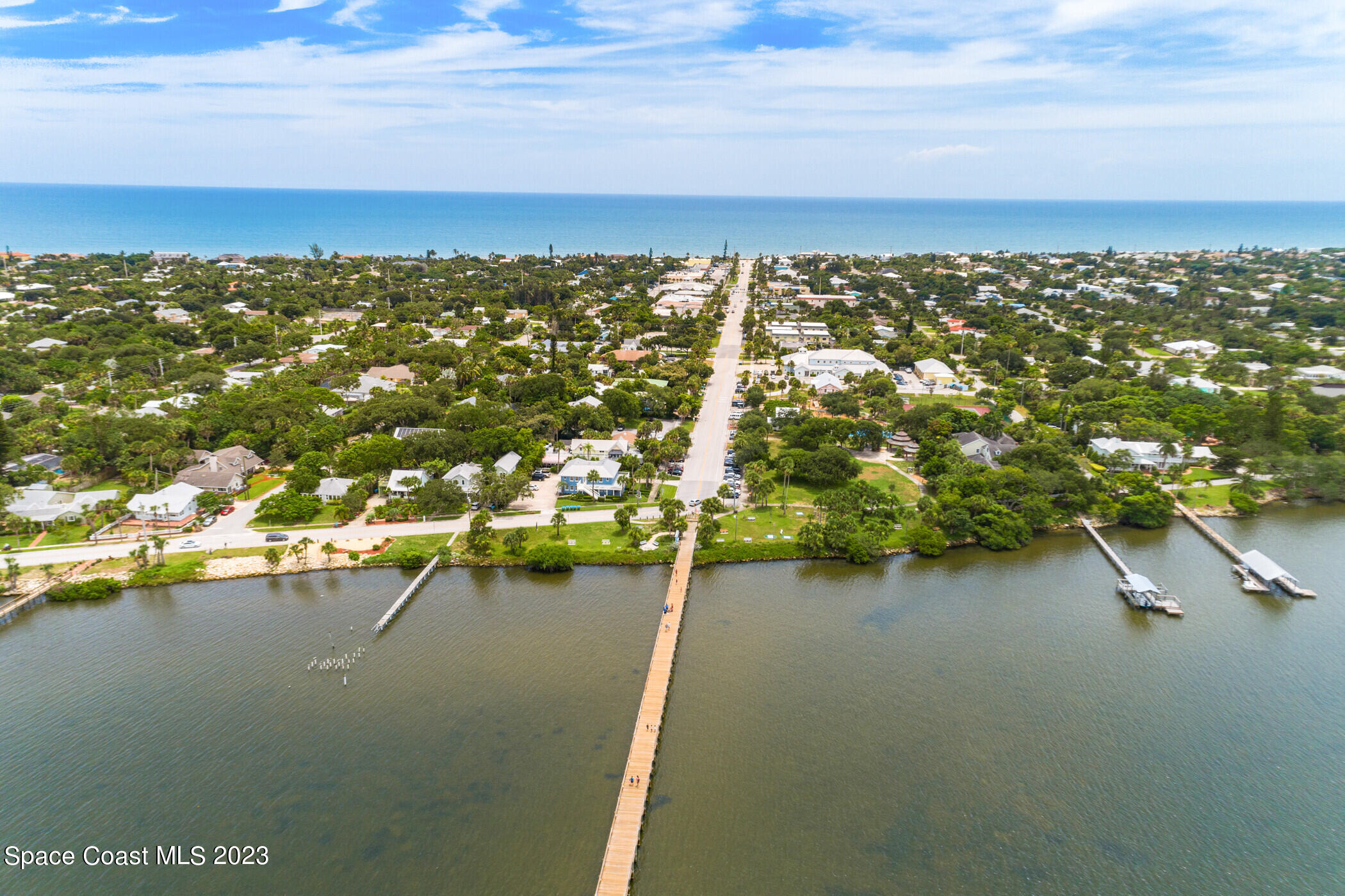 101 La Costa Street, B8