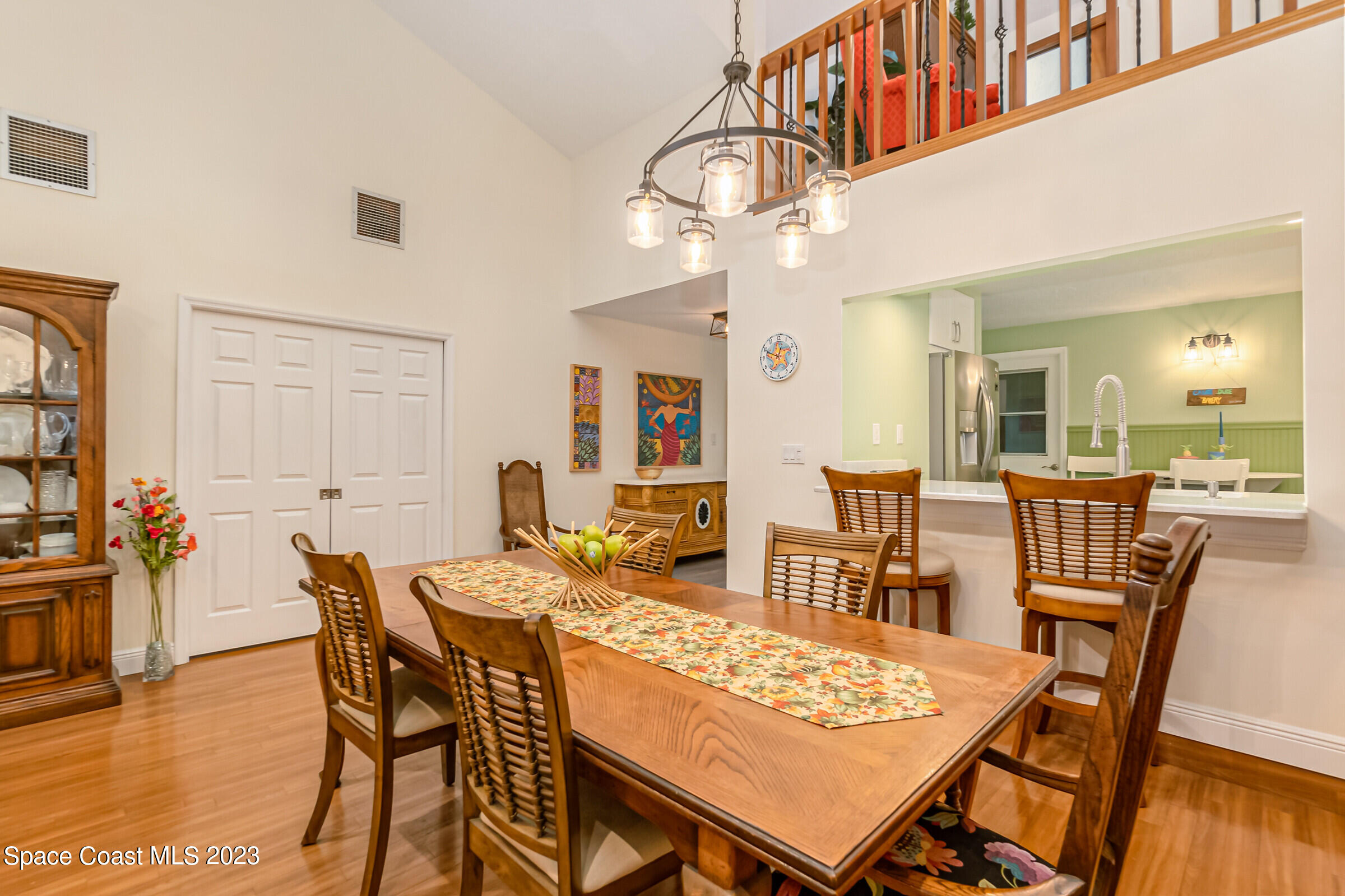 101 La Costa Street, B8