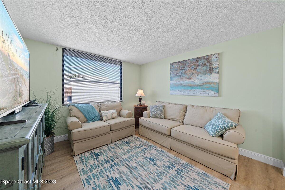 2101 Atlantic Street, 521