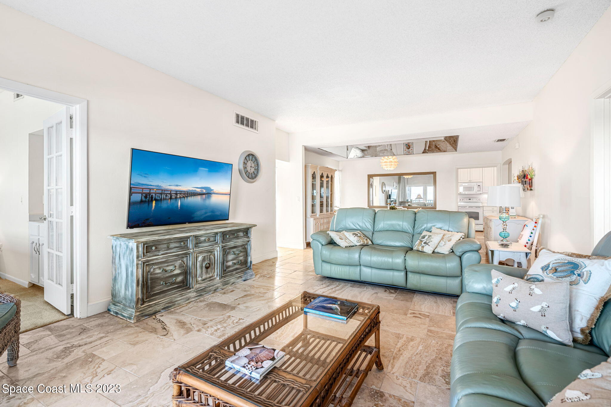3035 S Highway A1a, 2b
