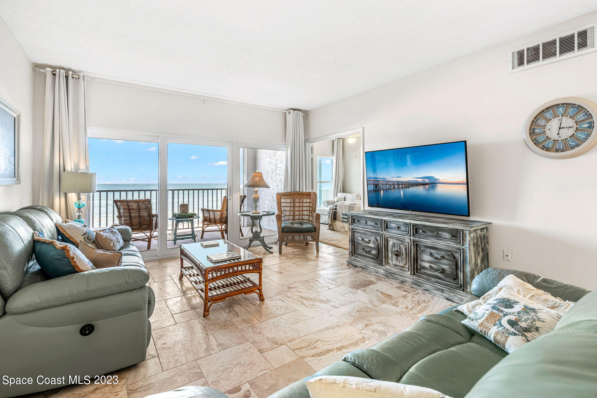 3035 S Highway A1a, 2b