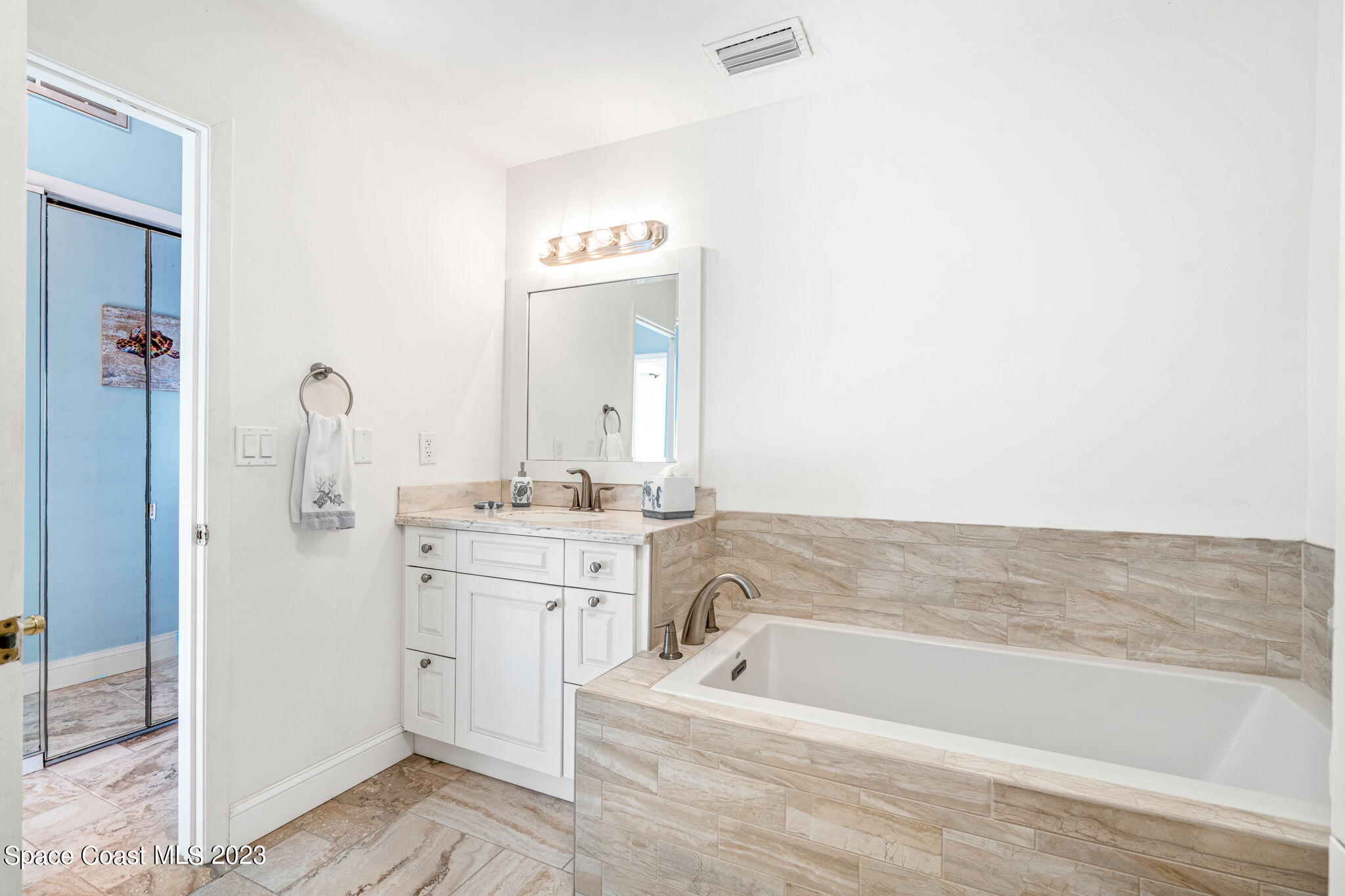 3035 S Highway A1a, 2b