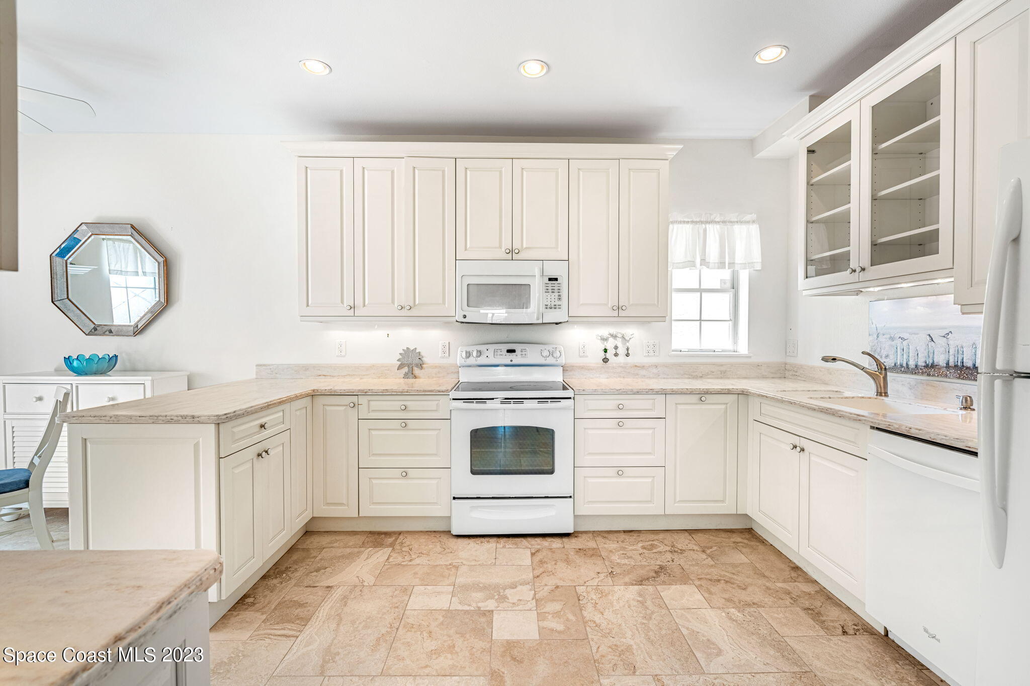 3035 S Highway A1a, 2b