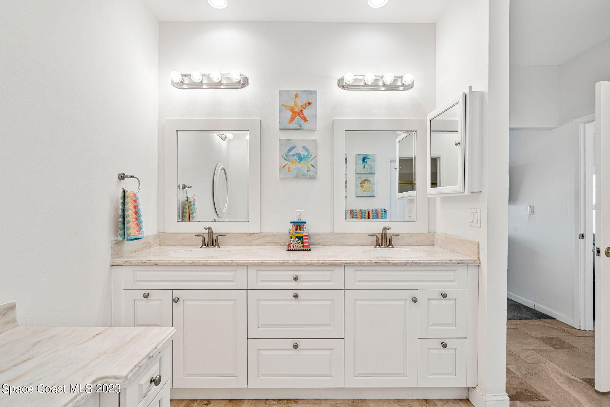 3035 S Highway A1a, 2b