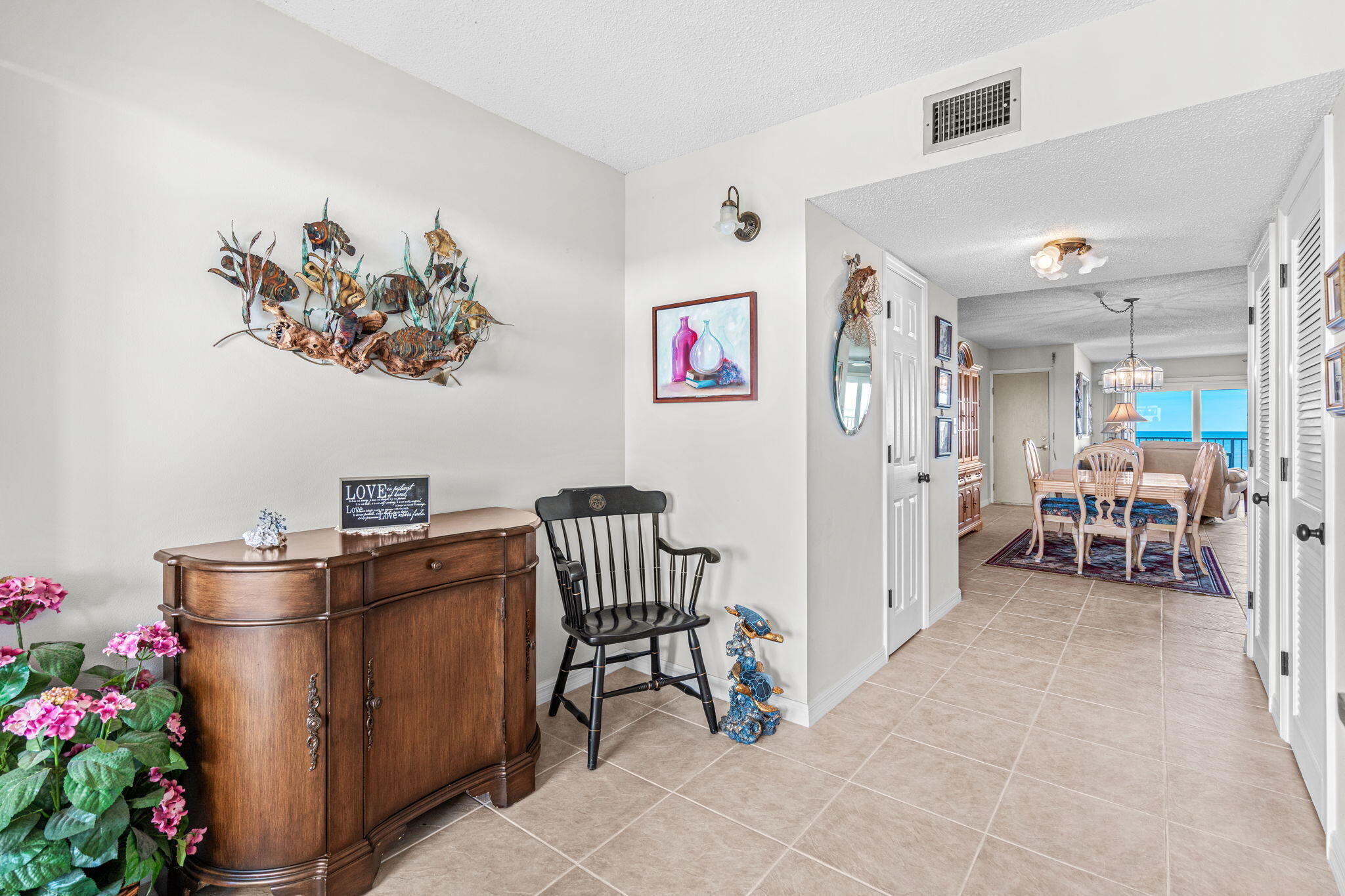 2101 Atlantic Street, 532