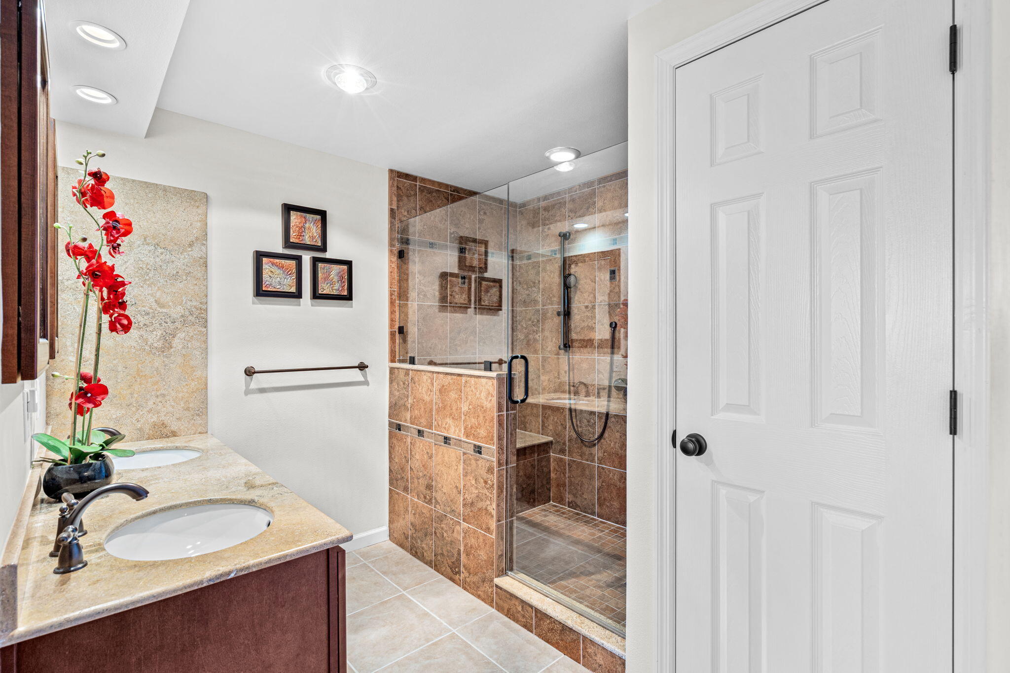 2101 Atlantic Street, 532