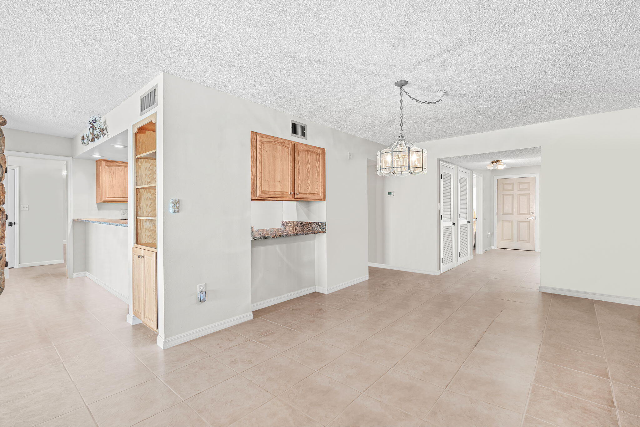 2101 Atlantic Street, 532