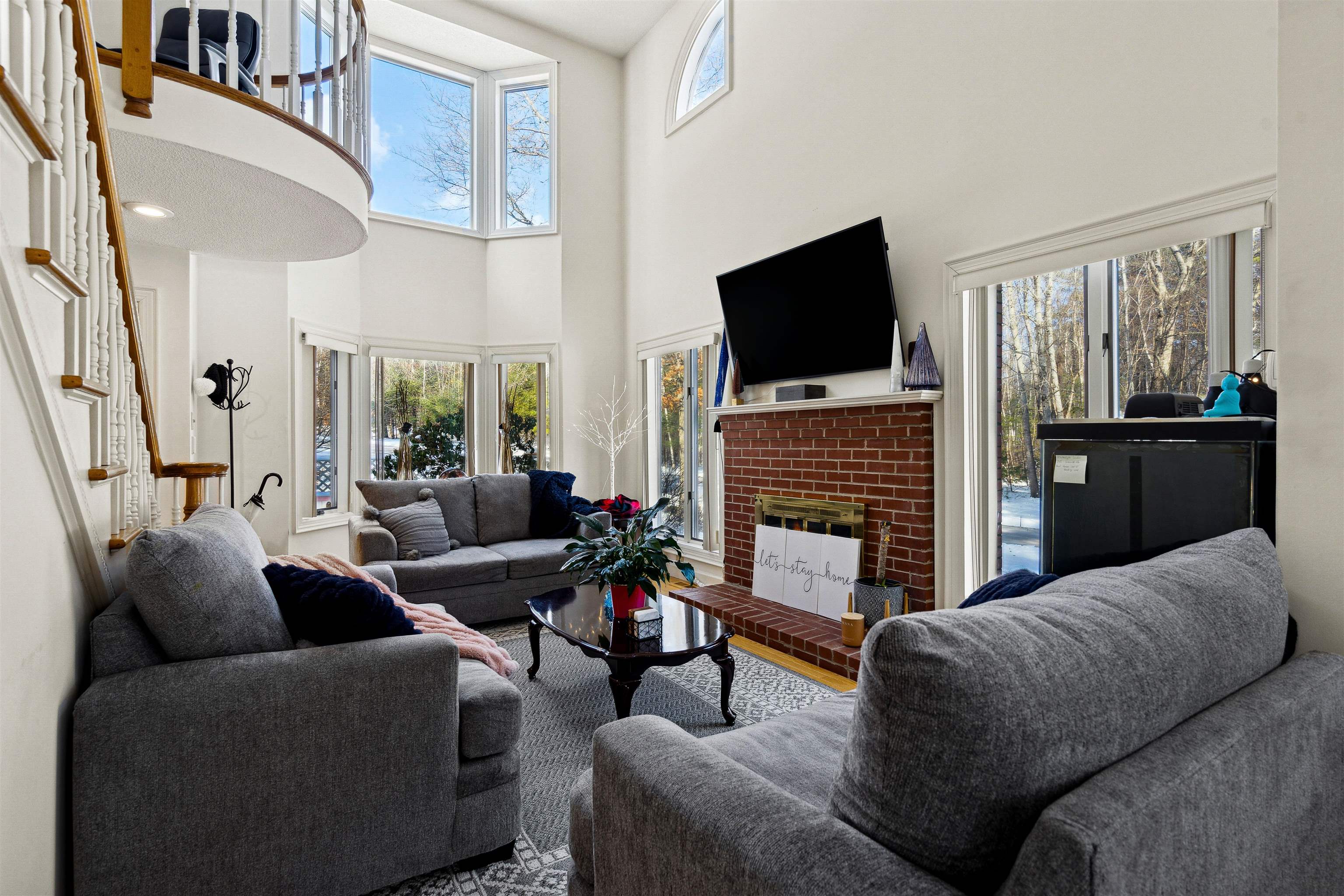 25 Hickory Lane