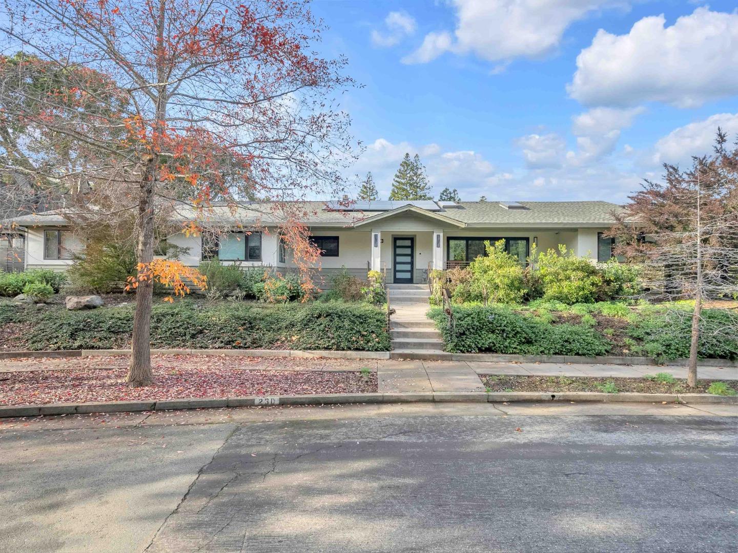 230 West Poplar Avenue