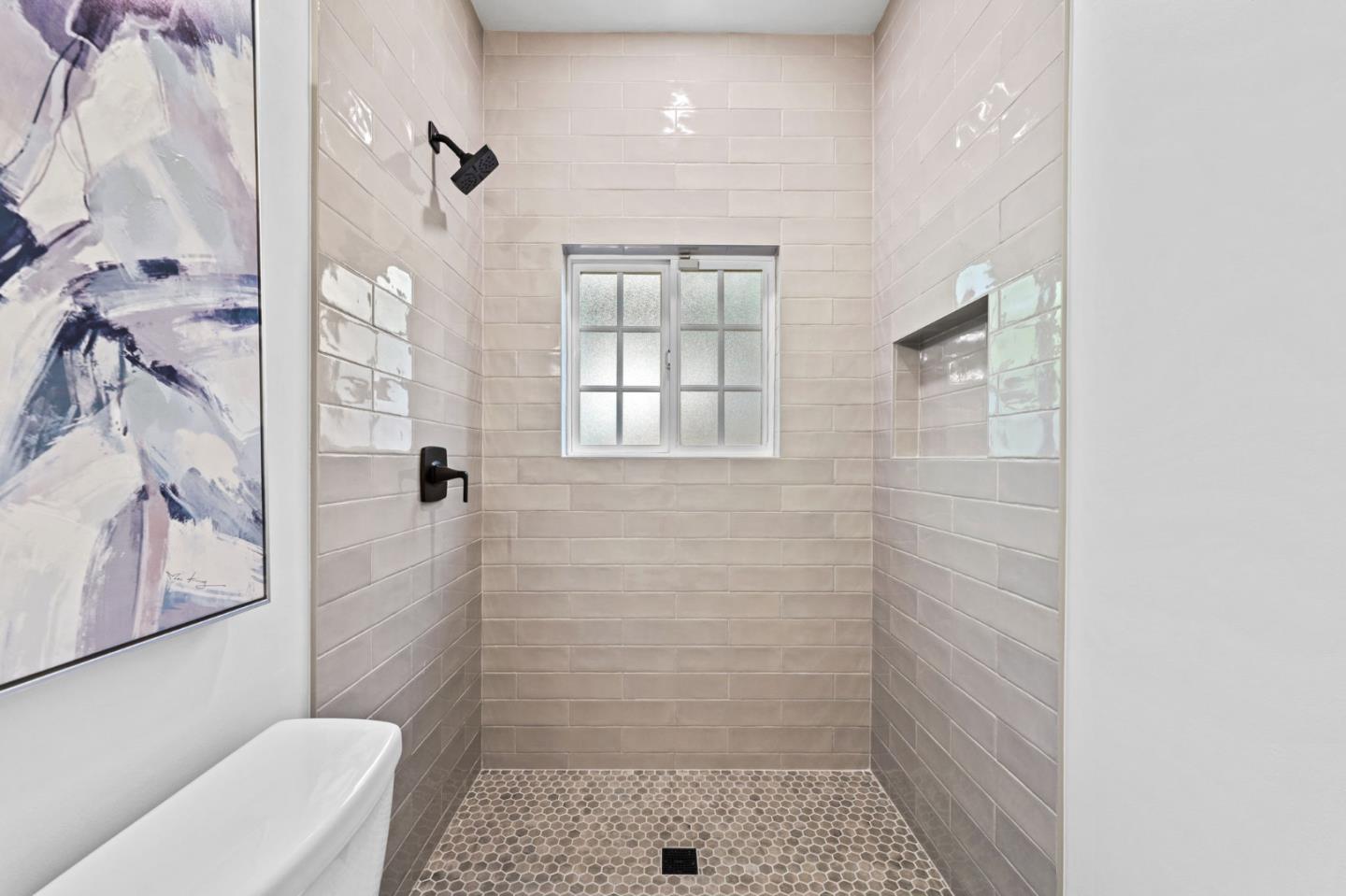 27 E Carol AVE