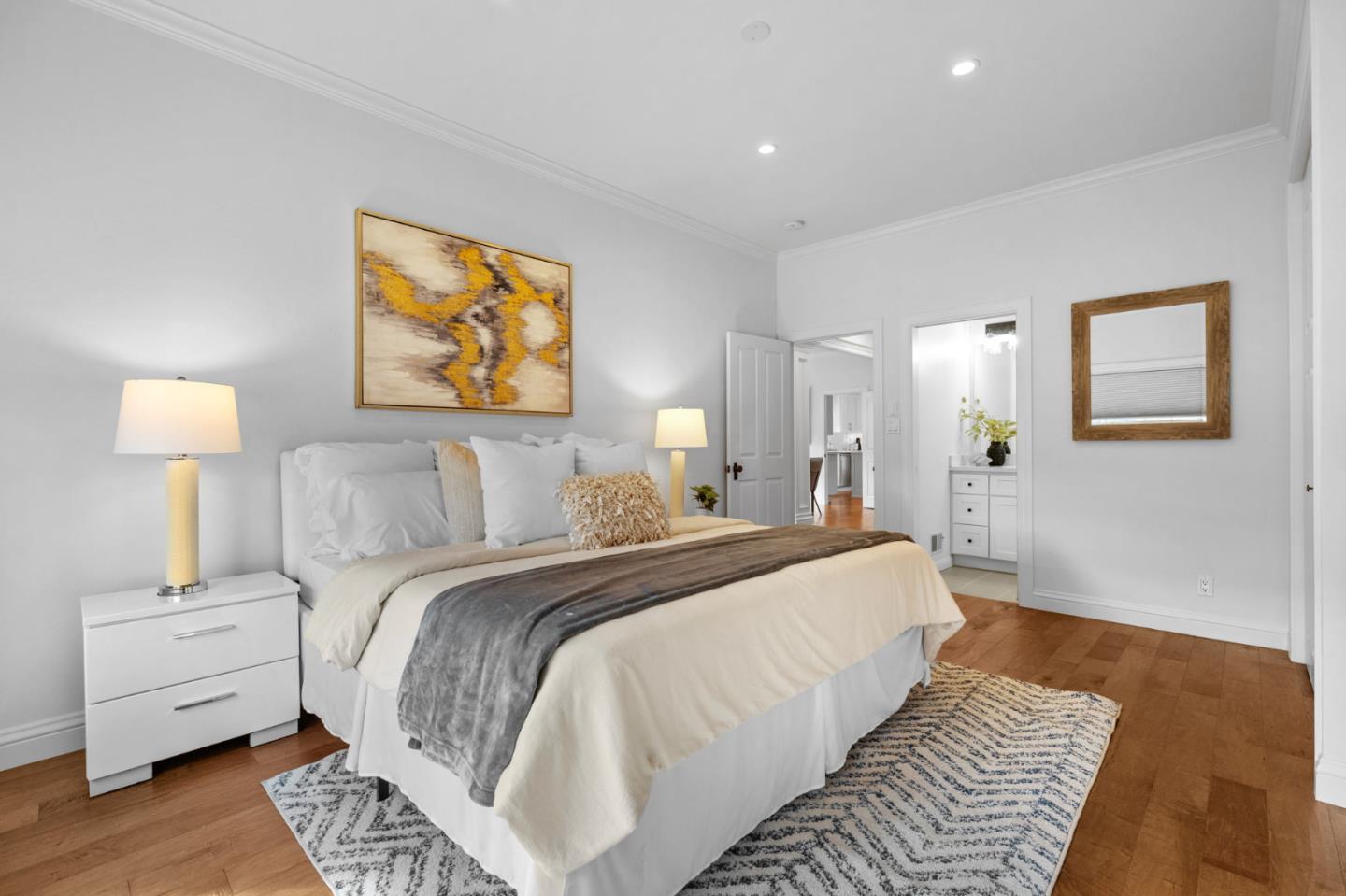 27 E Carol AVE
