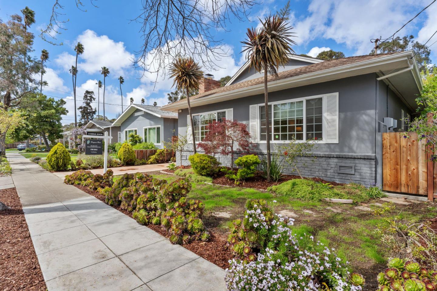 27 E Carol AVE
