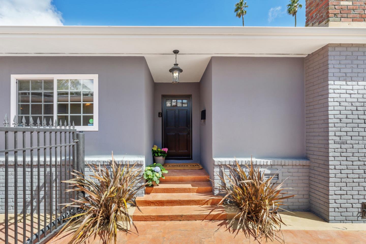 27 E Carol AVE