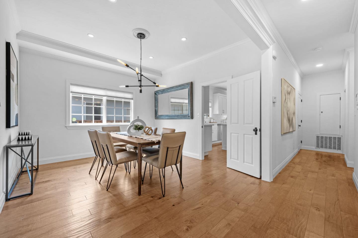27 E Carol AVE
