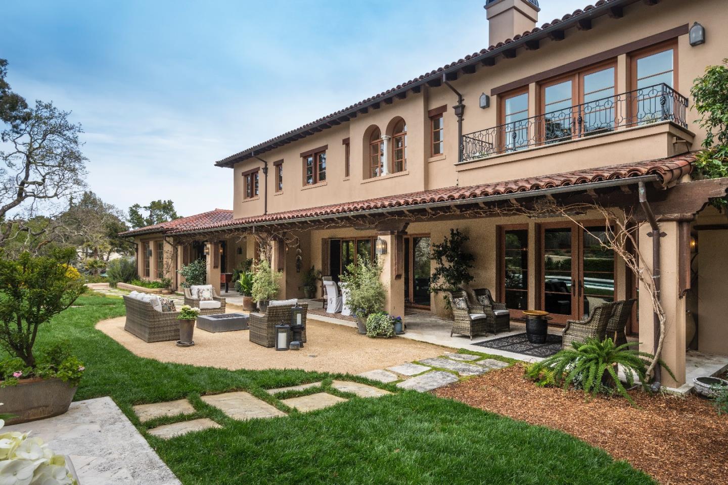 120 Tamarack DR