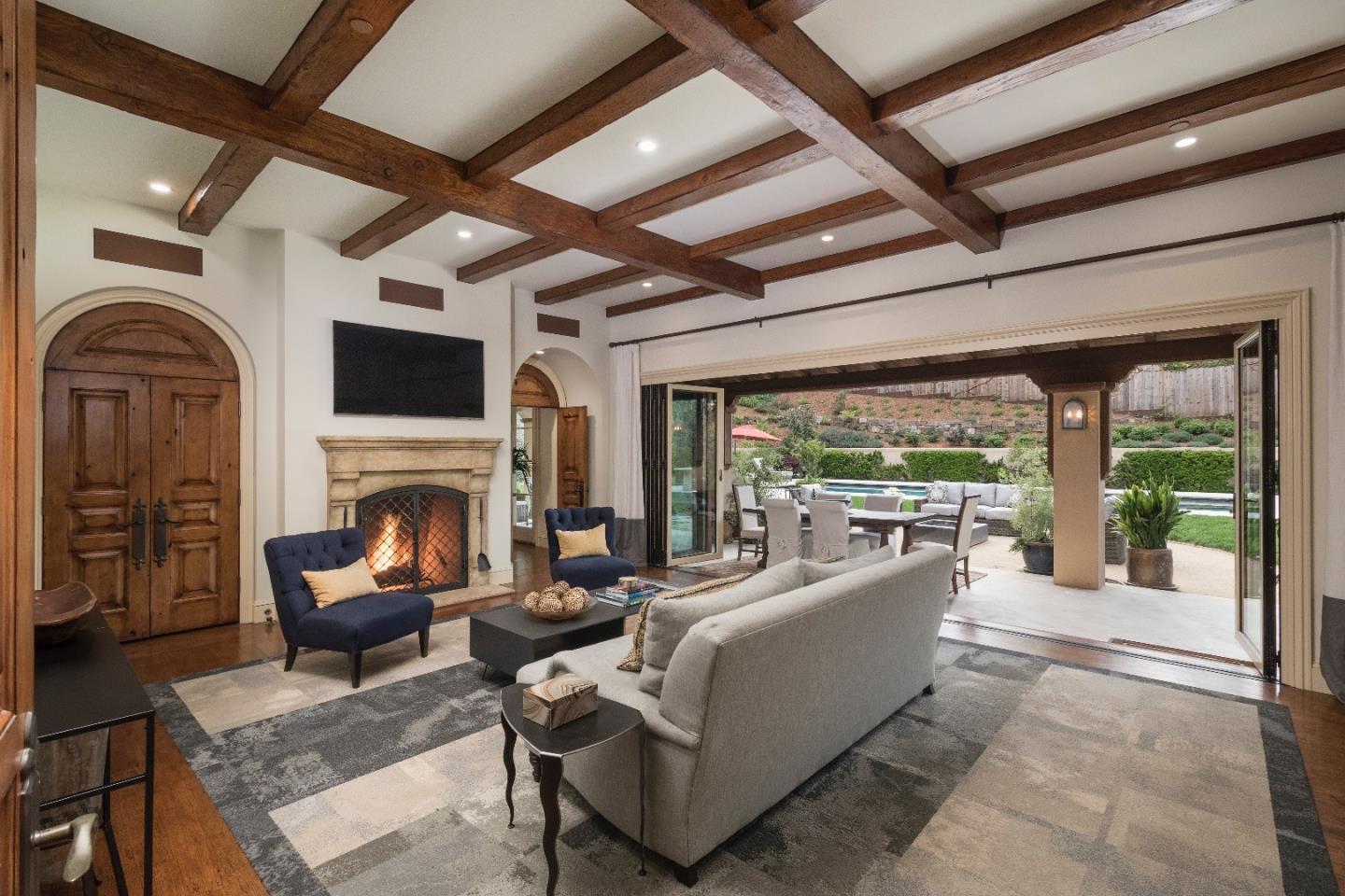 120 Tamarack DR