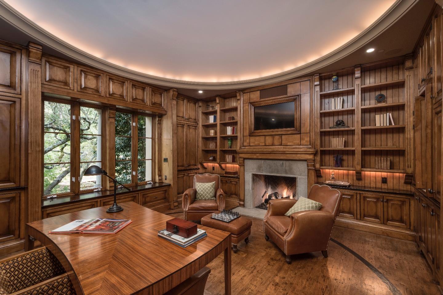 120 Tamarack DR