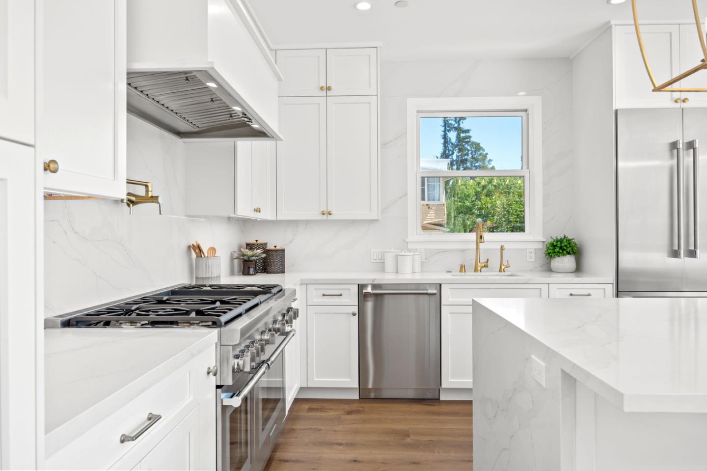 341 Occidental AVE