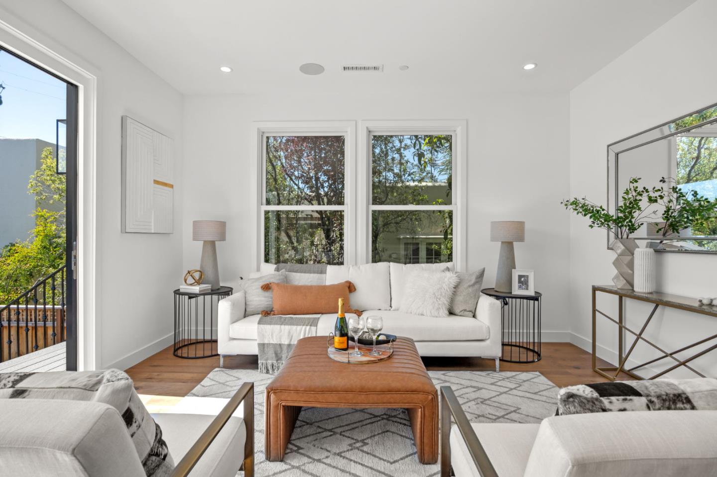 341 Occidental AVE